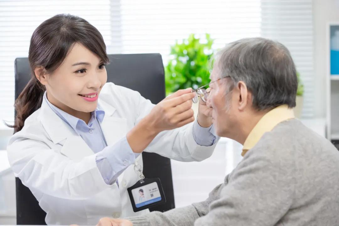近視的人老了就不會(huì)老花嗎？